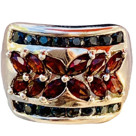 Retro Silver Ladies Ring Garnets +Other Gemstone Size 8 Wide Band Stunning - Picture 1 of 6